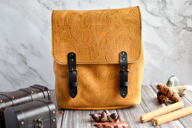 Custom top leather backpacks